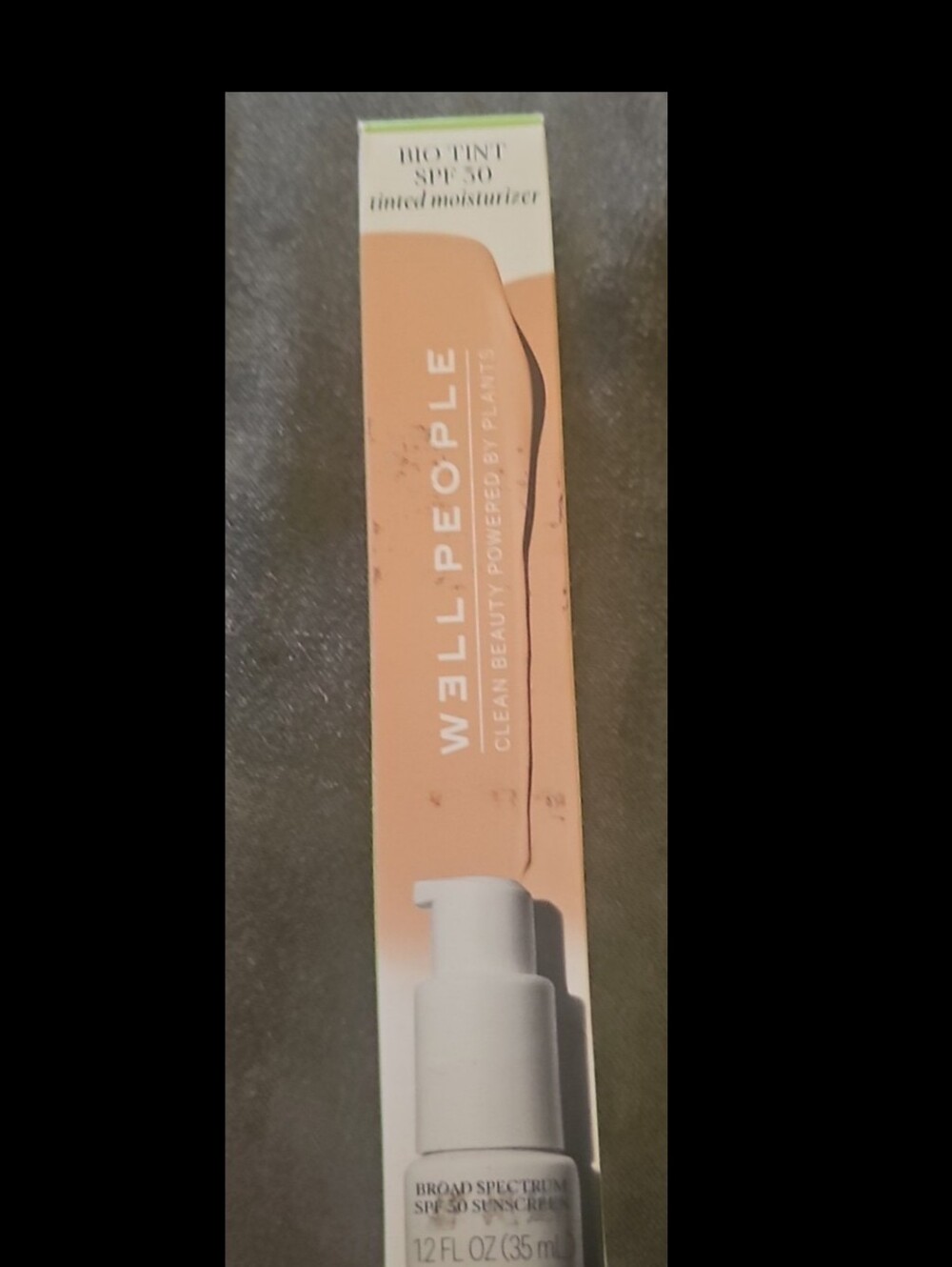 Nwt well people 4w spf 30 tinted moisturizer